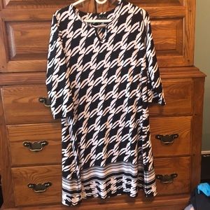 New Directions Black and White Dress Small Like New